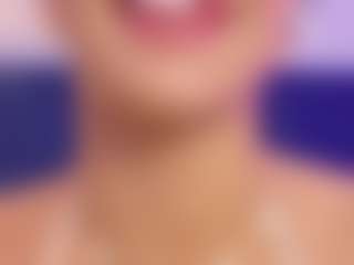 Live cam show with MargaretSaunders - Huge on Camsoda