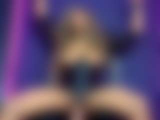 Live cam show with MrEbonybdsm - Roll on Camsoda