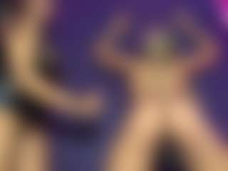 Live cam show with MrEbonybdsm - Roll on boobsie.com