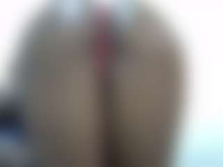 Live cam show with SiennaLure - Ass To Mouth on makecum.org