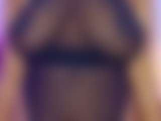 AlisonTravis's Live Sex Cam Show