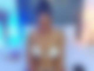 Live cam show with AlisonTravis - Public Black on Camsoda