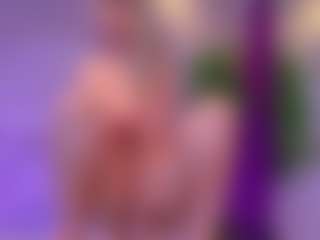 Live cam show with AngelInSinn - Curvy Teen (18+) on Hubzter Live