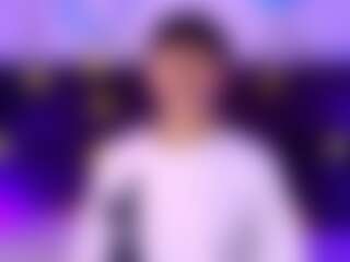 Live cam show with AleAurarashi - Atm on SpunkLive