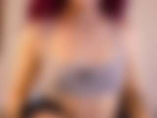 Show en direct avec Red-kytty6 - Nipple Piercings sur Camsoda