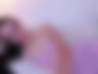 Live cam show with annemiller05 - Double Penetration on StripNow