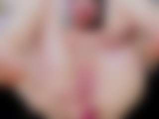 Live cam show with Gaby - Lightskin on fuklive.com