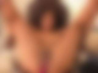 Live cam show with ivymoon1 - Suck on Camsoda