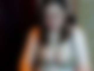 Naomi2life's Live Sex Cam Show
