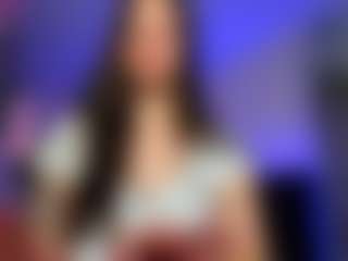 Live cam show with Veronica-Larsson - Smoking on liverealitysex.com