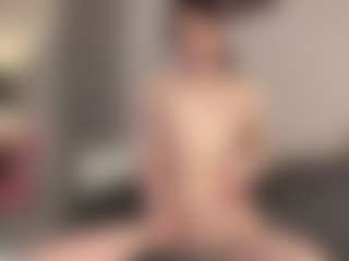EugeneArlotta's Live Sex Cam Show