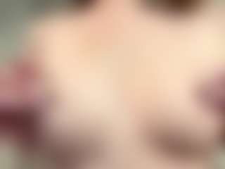 Live cam show with EugeneArlotta - Oil on Dare Cams