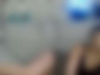 LunaBlueY's Live Sex Cam Show