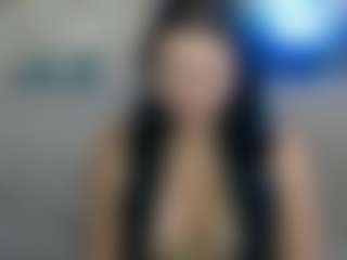 Live cam show with LunaBlueY - Facial Piercings on Dare Cams