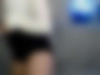 LunaBlueY's Live Sex Cam Show