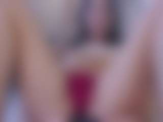 Live cam show with MarandaReimmer - College on Streamer API