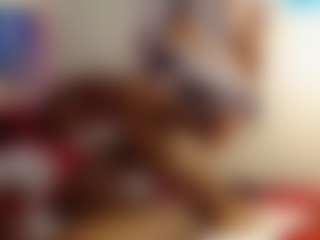 Live cam show with ROXYBAD - Butt Plug on StripNow