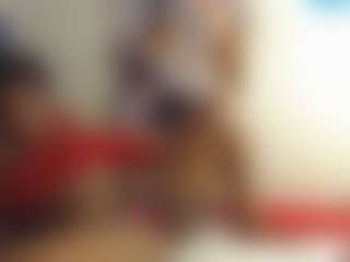 Live cam show with ROXYBAD - Average on dropp.cam