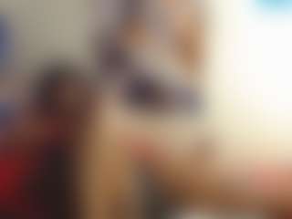Live cam show with ROXYBAD - Average on sexylivex.com