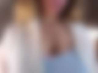 EloisCobane's Live Sex Cam Show