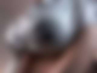 Live cam show with EloisCobane - Tittyfuck on livesuperchat.net
