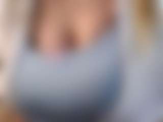 EloisCobane's Live Sex Cam Show