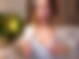 Live cam show with EloisCobane - Green Eyes on Free Soda
