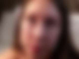 EloisCobane's Live Sex Cam Show