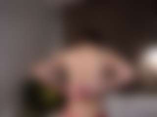 Live cam show with EloisCobane - Genital Piercings on Soda Cam