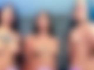 Rubi-18's Live Sex Cam Show