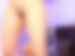 Rubi-18's Live Sex Cam Show