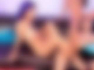 Live cam show with Rubi-18 - Big Tits on Camsoda