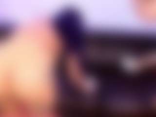 Live cam show with Rubi-18 - Big Tits on Camsoda