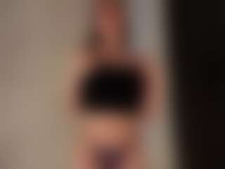 Live cam show with KatrinaBellman - Facial on CamwithHer