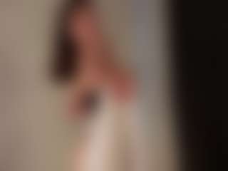 Live cam show with KatrinaBellman - Facial on Dolls Live
