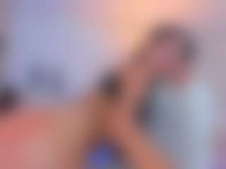 Live cam show with Miss-Nii - Mouth on SpunkLive