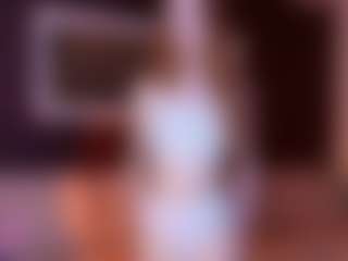 Live cam show with NaomiFoxy - College on Camsoda