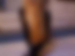 Live cam show with NaomiFoxy - Body Massage on sexylive.show