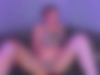 CristalFoxy's Live Sex Cam Show