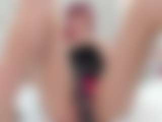 Live cam show with CristalFoxy - Butt Plug on Mixed Magazine Live
