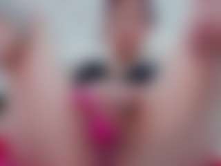 CristalFoxy's Live Sex Cam Show