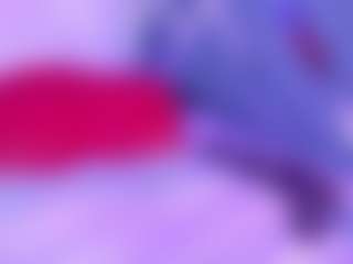 Live-Cam-Show mit CataleyaGlow - Butt Plug auf Camsoda