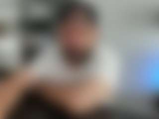 Live cam show with Dravenpeak - Bear on Mixed Magazine Live