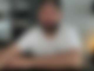 Live cam show with Dravenpeak - Brown Eyes on intimatelivegirls.com