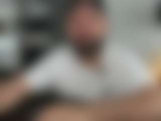 Live cam show with Dravenpeak - Bear on xfollow cams