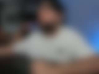 Live cam show with Dravenpeak - Bear on chickslive.net