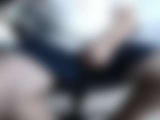 Live cam show with Dravenpeak - English on xxxlivecams.org