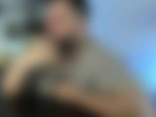 Live cam show with Dravenpeak - Black Hair on StripNow