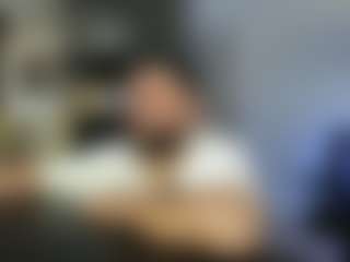 Live cam show with Dravenpeak - Muscular on CamClone
