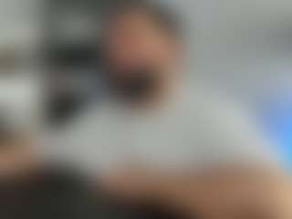 Live cam show with Dravenpeak - Daddy on Camsoda
